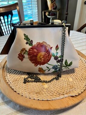 Patricia Nash Cream Floral Frame-Top Crossbody with Chain